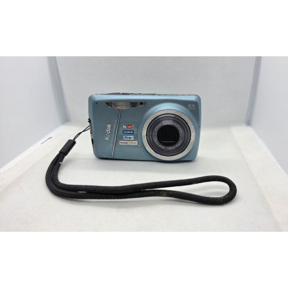 Kodak EasyShare M550 Compact Digital Camera Blue 5X Optical - For Parts/Damaged